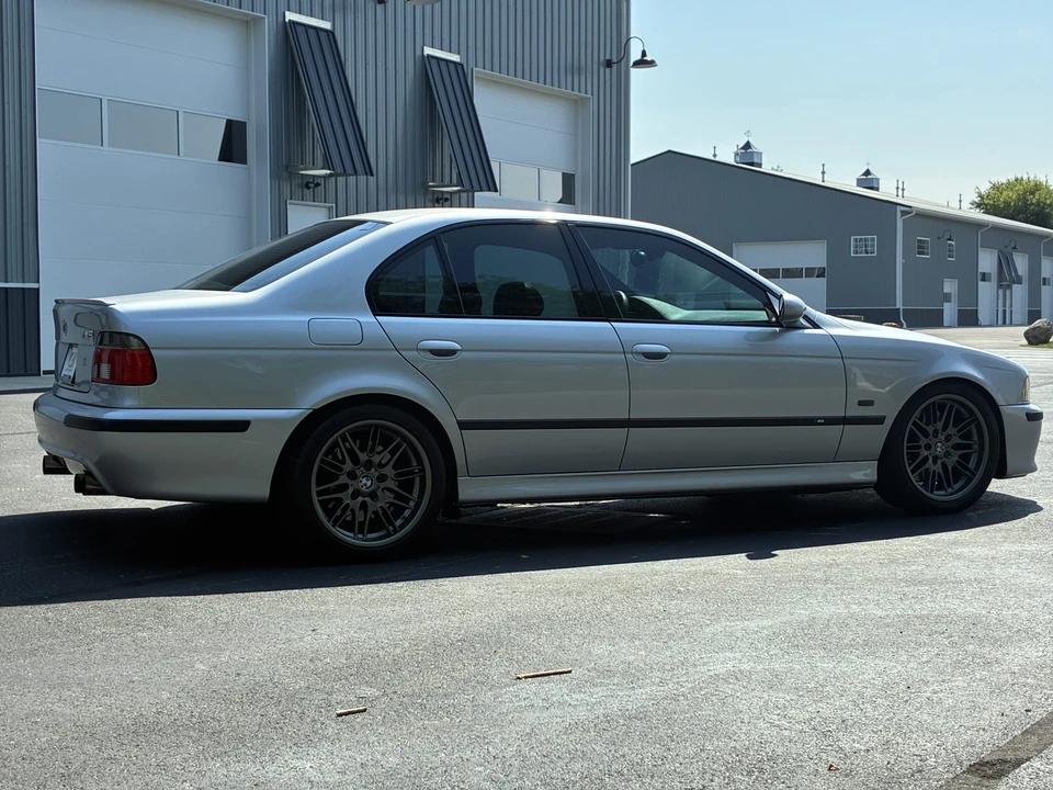 2002 BMW E39 M5 - Image 11 of 31
