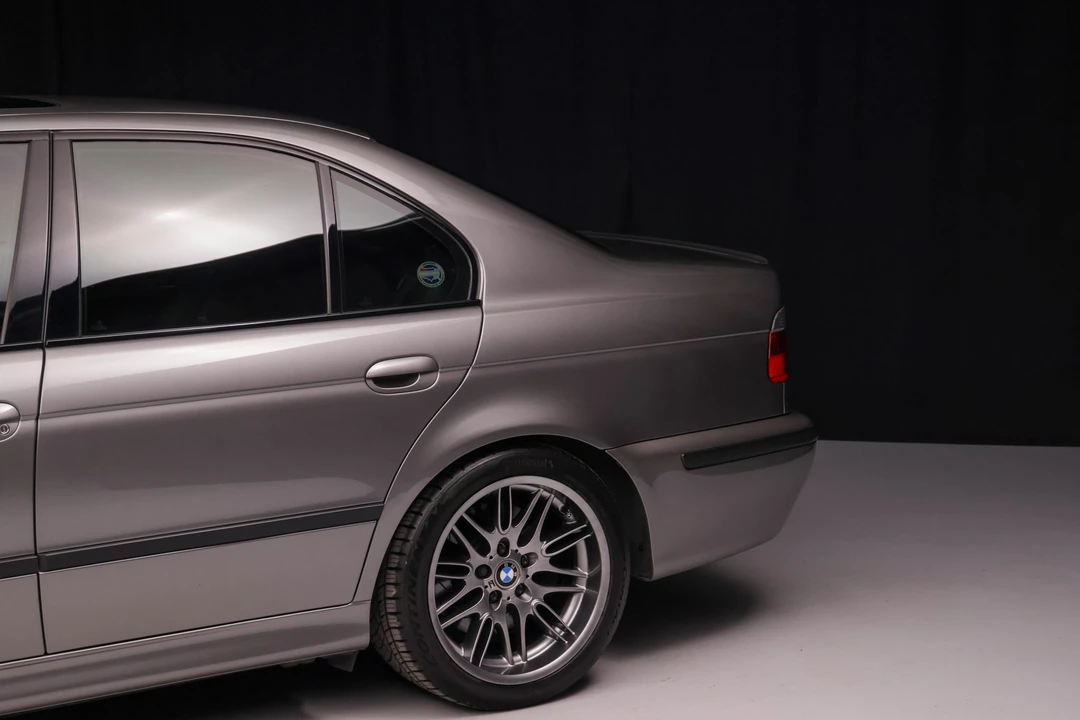 2002 BMW E39 M5 - Image 28 of 31