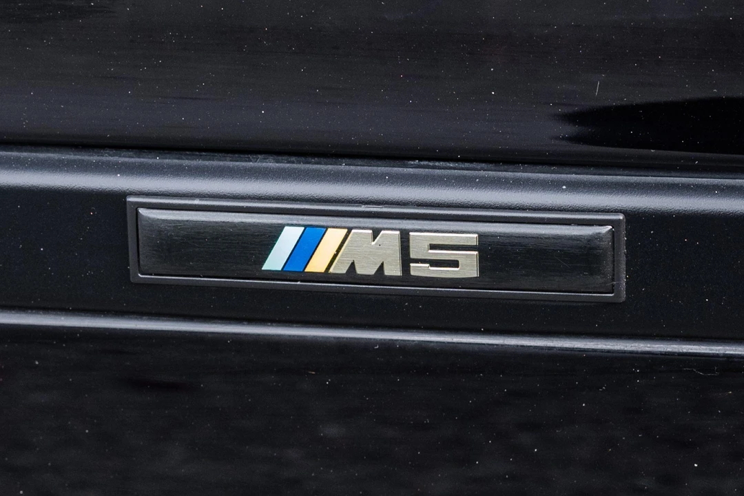 2002 BMW E39 M5 - Image 27 of 31