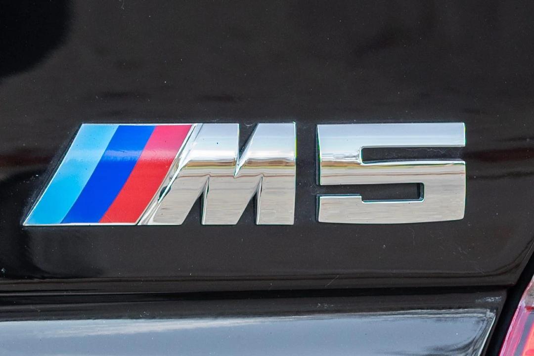 2002 BMW E39 M5 - Image 23 of 31