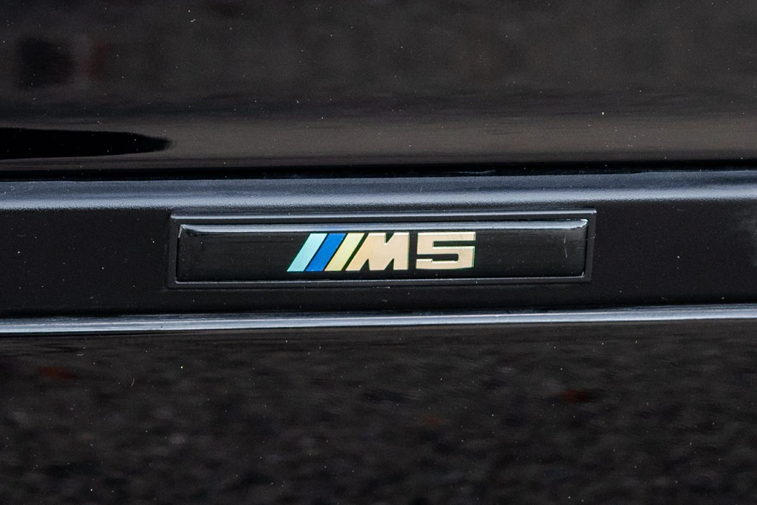 2002 BMW E39 M5 - Image 18 of 31