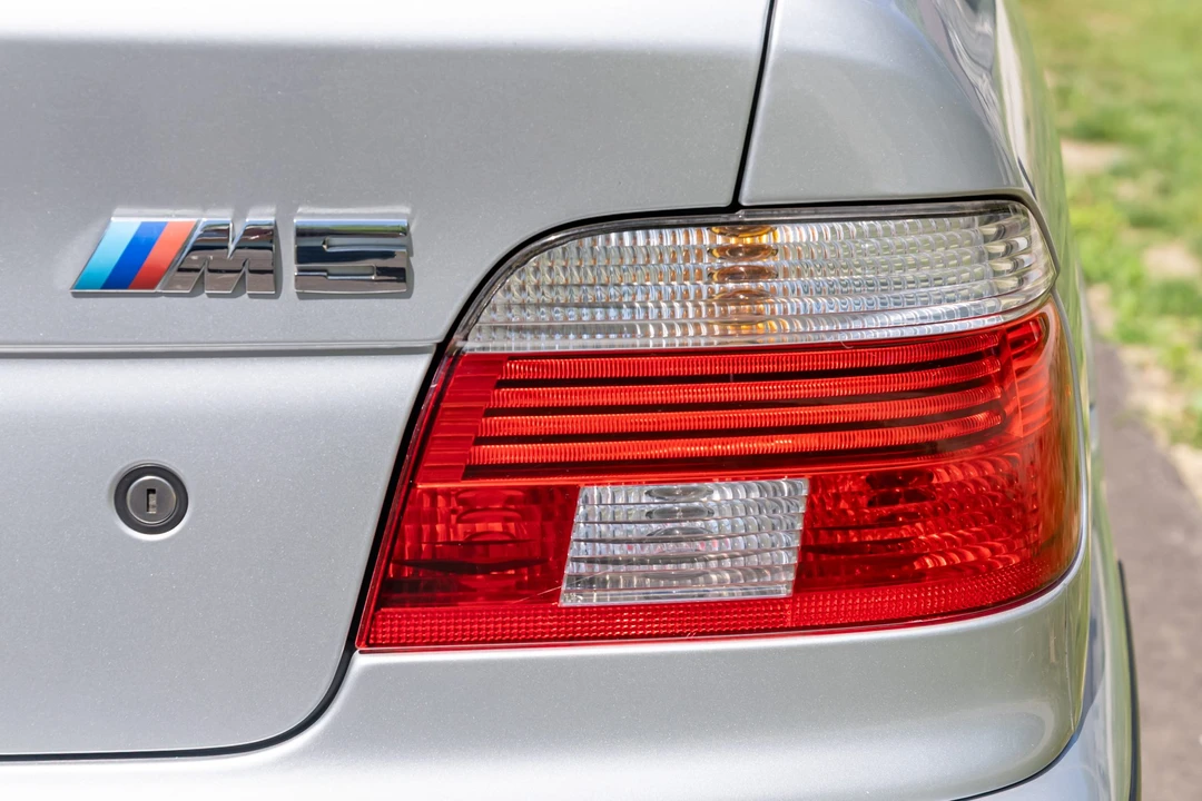 2002 BMW E39 M5 - Image 15 of 31