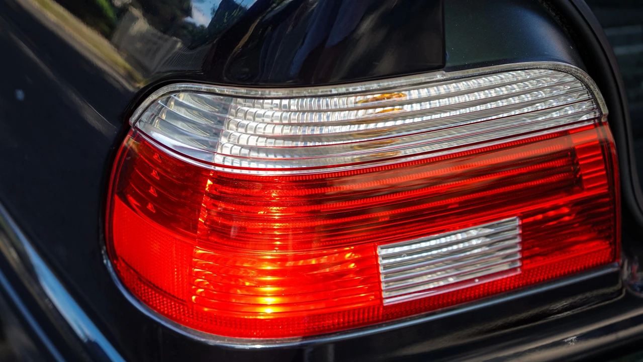 2002 BMW E39 M5 - Image 23 of 31