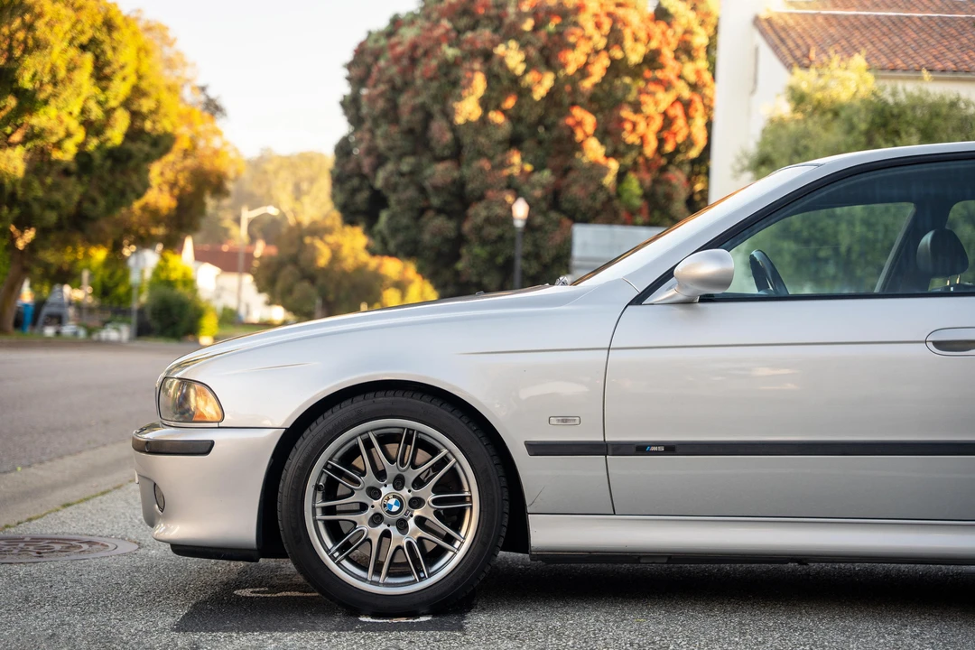 2002 BMW E39 M5 - Image 8 of 31