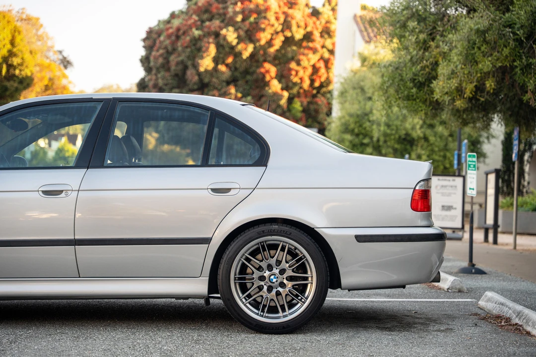 2002 BMW E39 M5 - Image 9 of 31