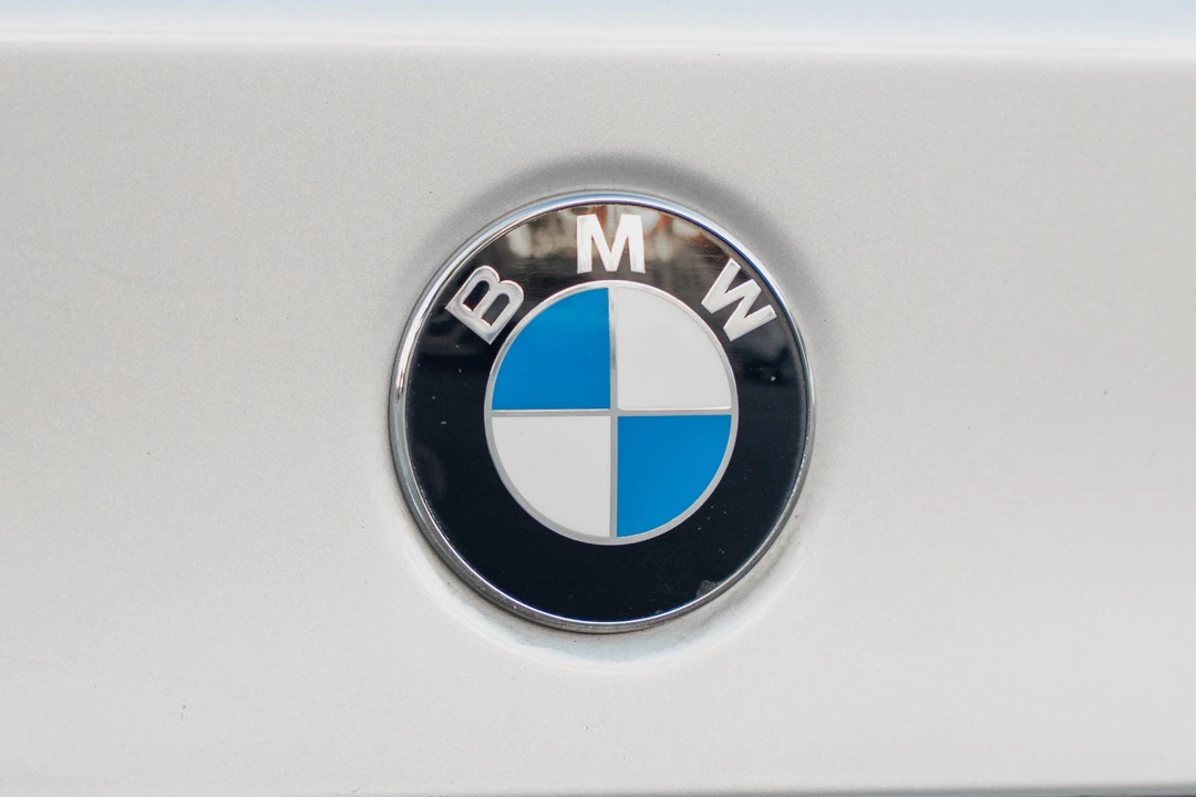 2002 BMW E39 M5 - Image 30 of 31