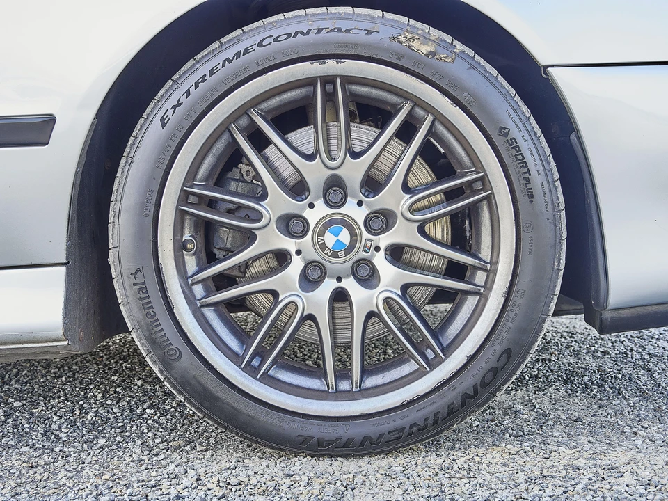 2002 BMW E39 M5 - Image 28 of 31