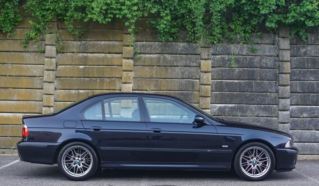 2002 BMW E39 M5 - Image 2 of 6