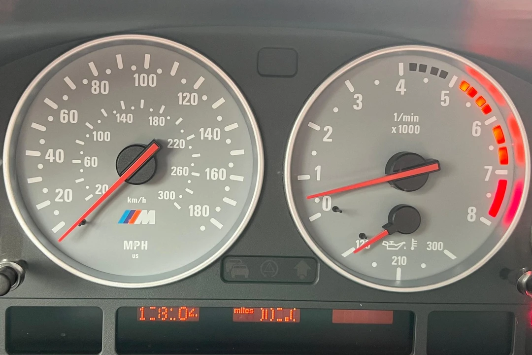 2002 BMW E39 M5 - Image 26 of 31