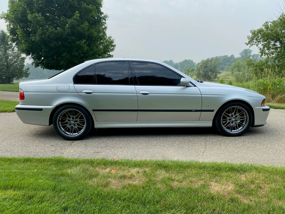2002 BMW E39 M5 - Image 10 of 31