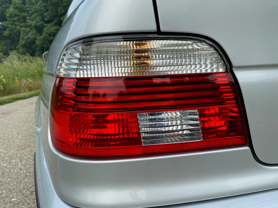 2002 BMW E39 M5 - Image 18 of 31