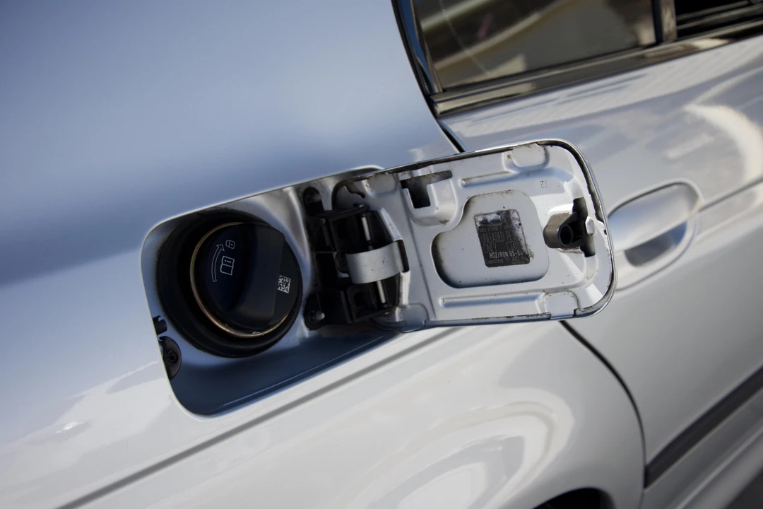 2002 BMW E39 M5 - Image 19 of 31