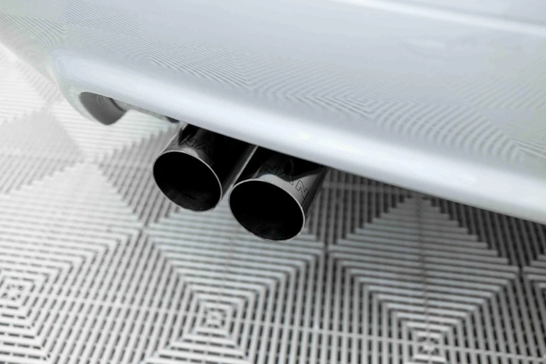 2002 BMW E39 M5 - Image 30 of 31
