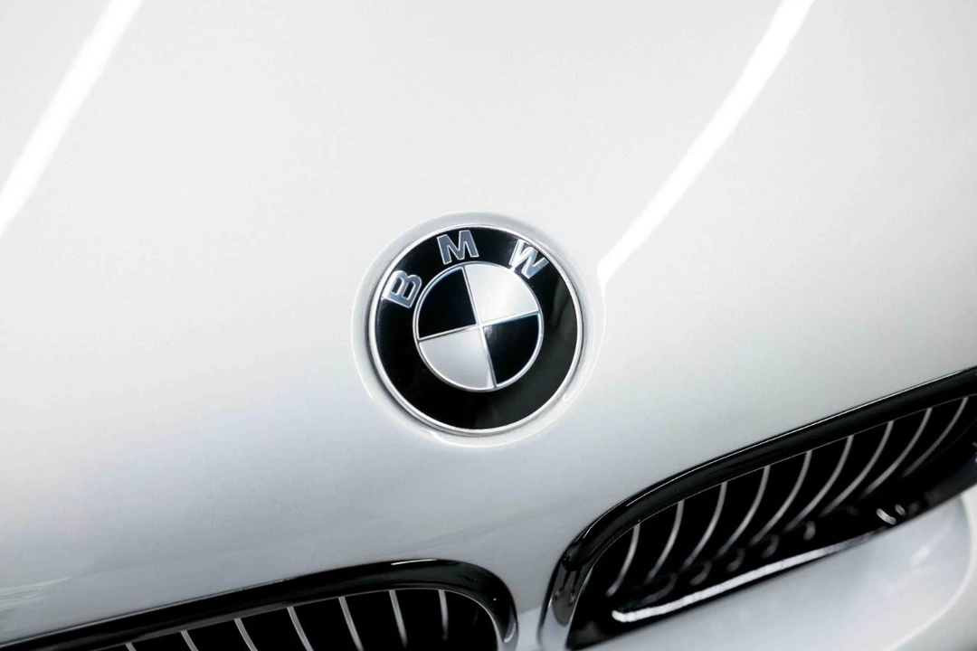2002 BMW E39 M5 - Image 19 of 31