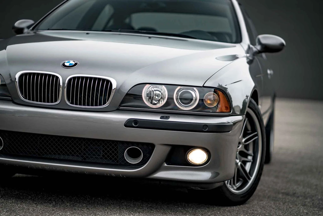2002 BMW E39 M5 - Image 2 of 31