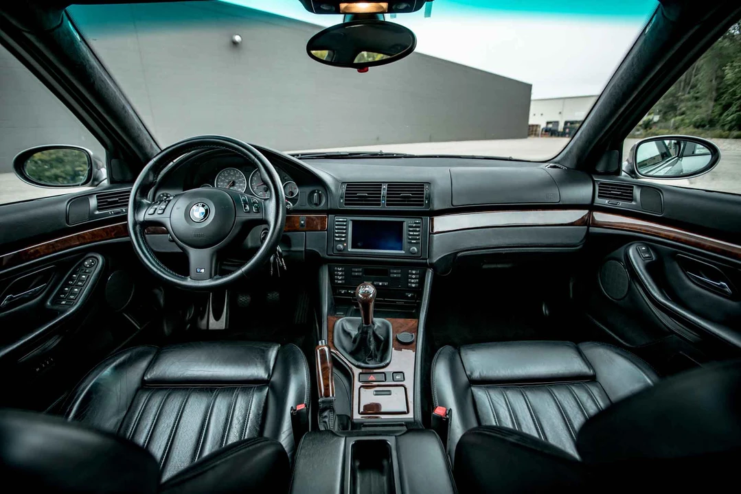 2002 BMW E39 M5 - Image 9 of 31