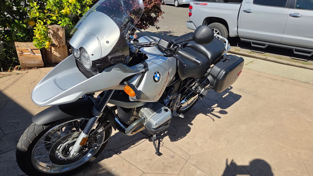2002 BMW R1100 & R1150 & R1200 & R1250 & R1300 - Image 19 of 31