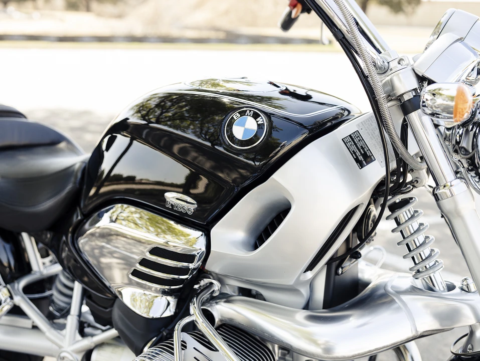 2002 BMW R1100 & R1150 & R1200 & R1250 & R1300 - Image 24 of 31
