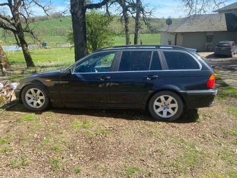 2002 BMW 325i Wagon