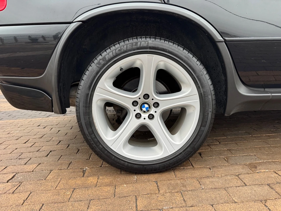 2002 BMW E53 X5 4.6is & 4.8is - Image 16 of 21