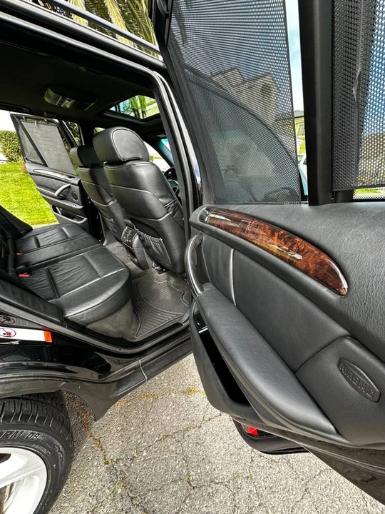 2002 BMW E53 X5 4.6is & 4.8is - Image 17 of 24
