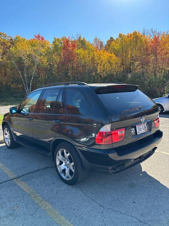 2002 BMW X5 - Image 2 of 7