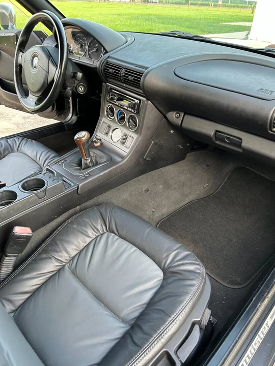 2002 BMW Z3 - Image 8 of 15
