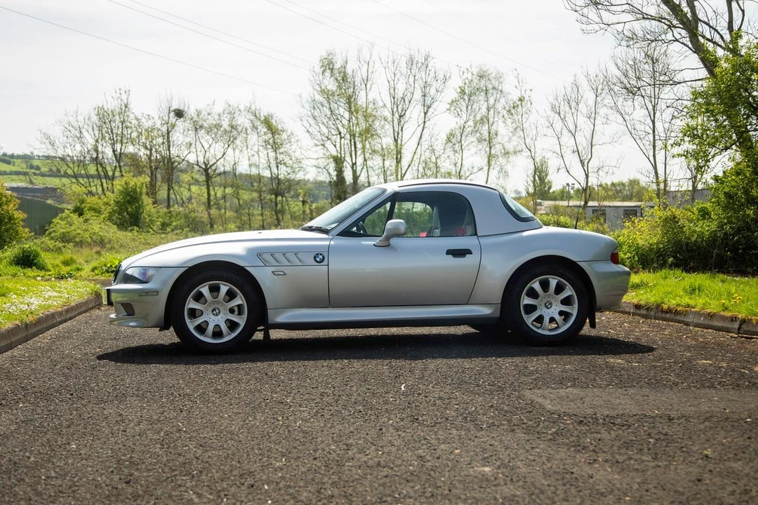 2002 BMW Z3 Roadster - Image 13 of 30