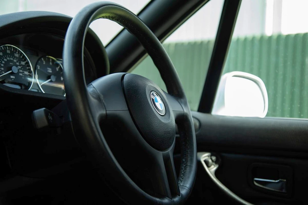 2002 BMW Z3 Roadster - Image 29 of 30