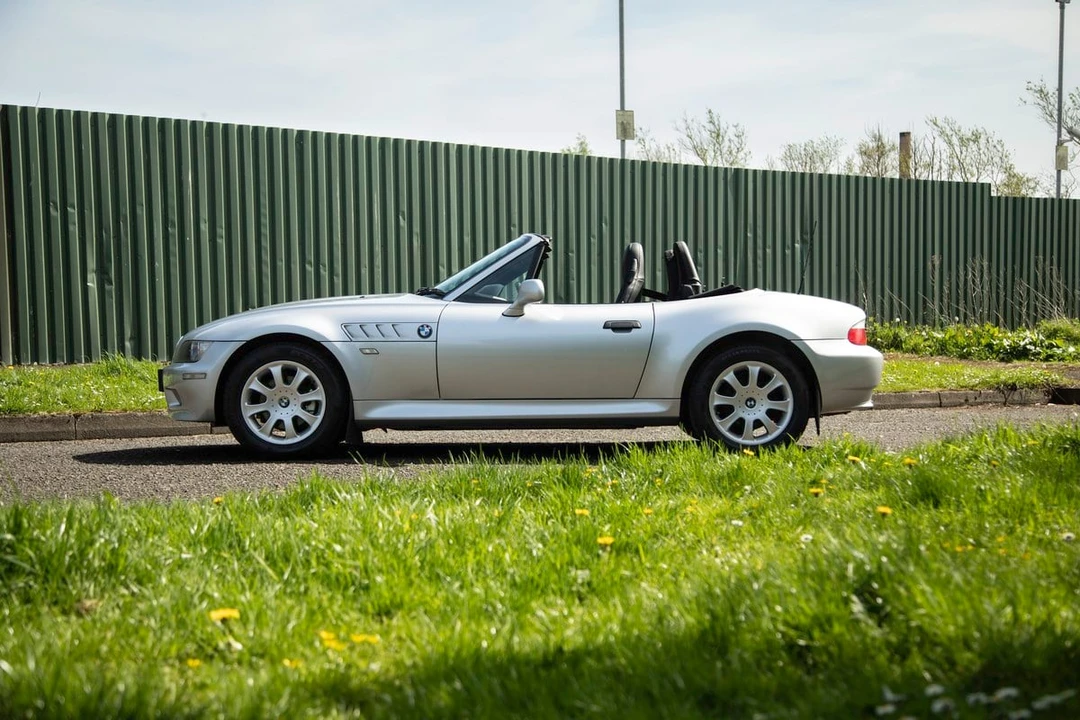 2002 BMW Z3 Roadster - Image 3 of 30