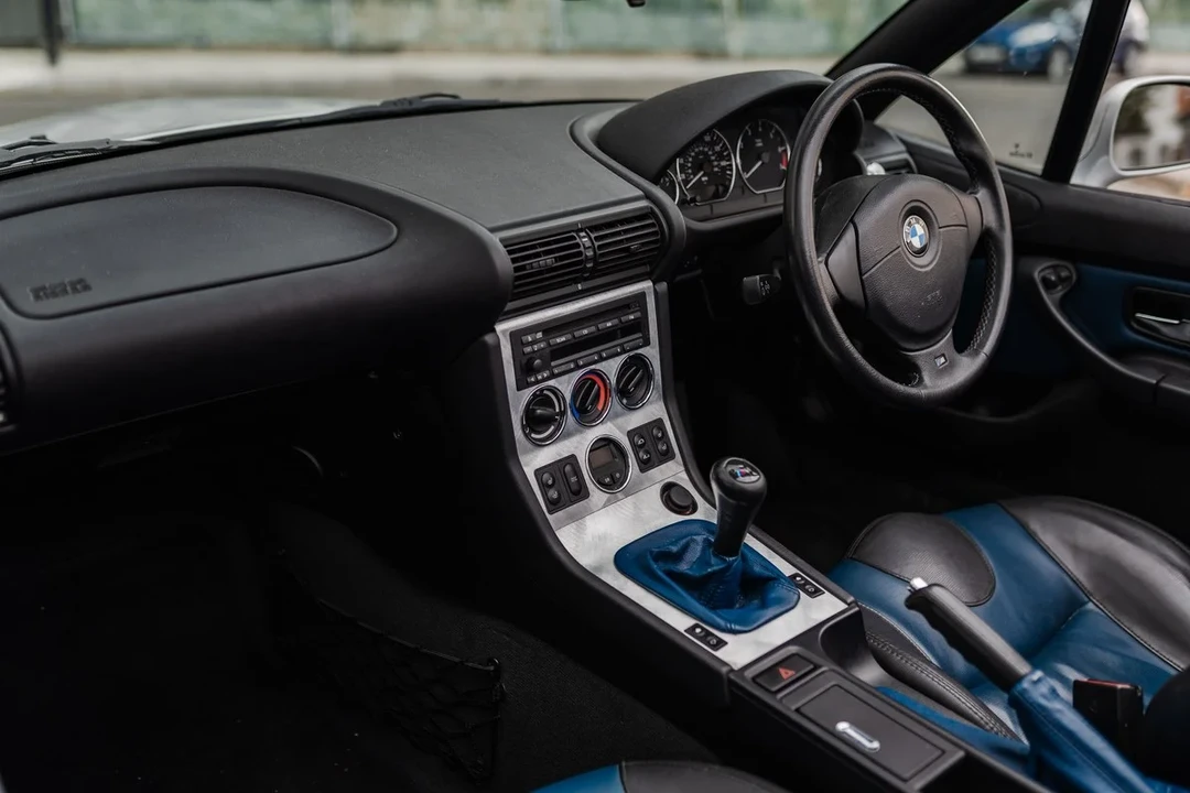 2002 BMW Z3 Roadster - Image 12 of 31