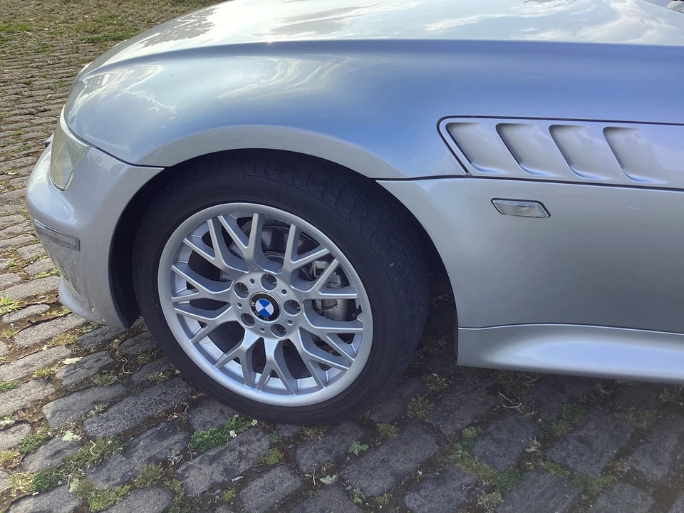 2002 BMW Z3 Roadster - Image 16 of 30