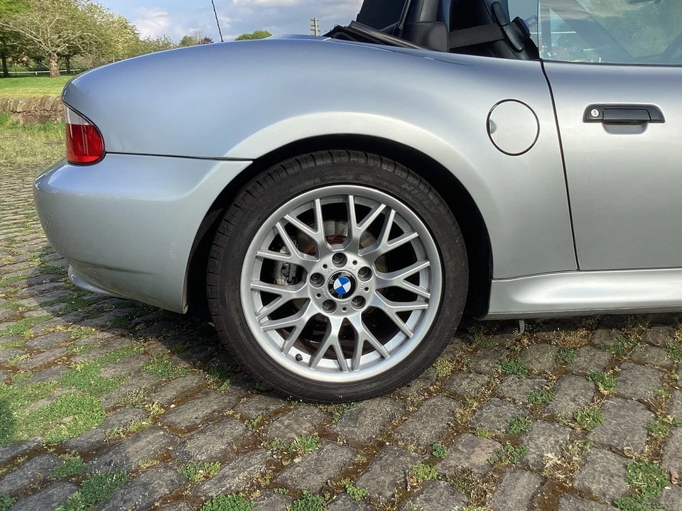 2002 BMW Z3 Roadster - Image 13 of 30