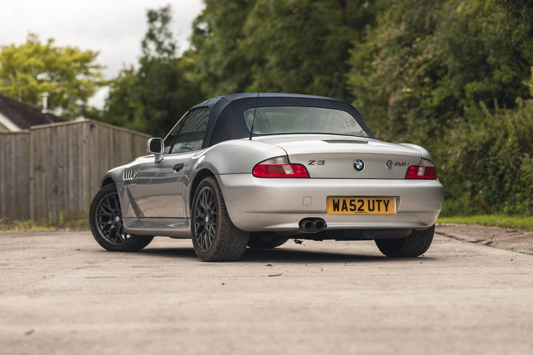 2002 BMW Z3 Roadster - Image 11 of 30