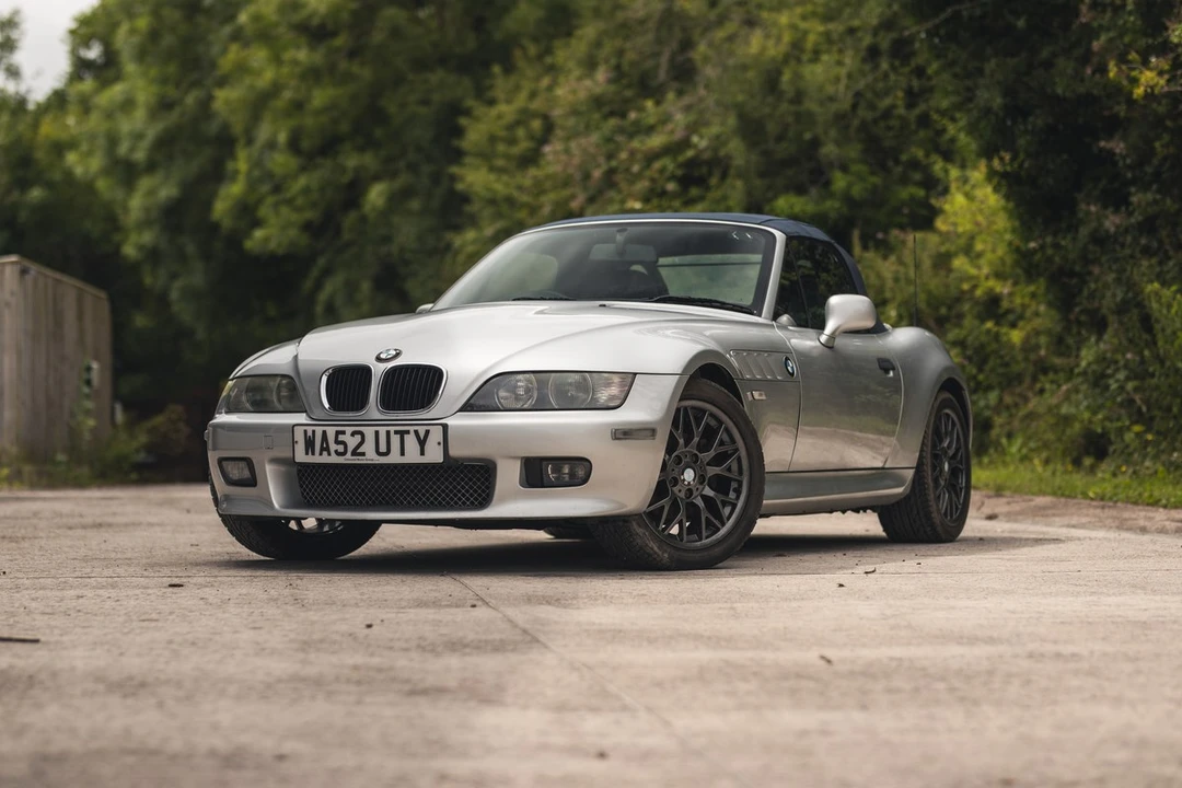 2002 BMW Z3 Roadster - Image 2 of 30
