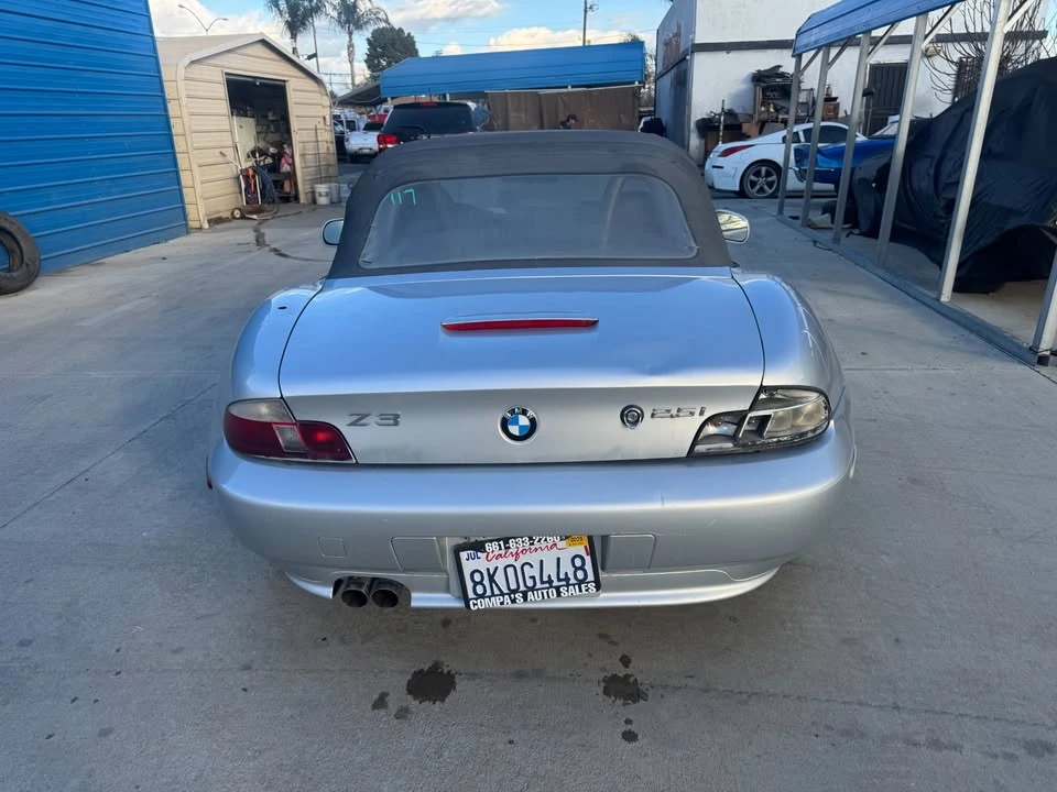 2002 BMW Z3 - Image 4 of 4