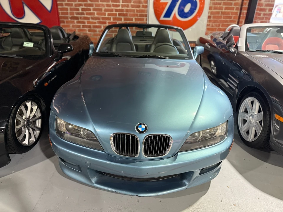 2002 BMW Z3 Roadster - Image 2 of 10