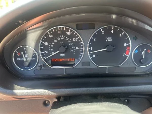 2002 BMW Z3 Roadster - Image 8 of 12