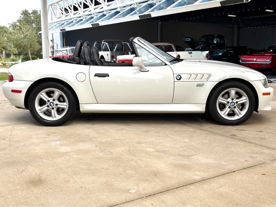 2002 BMW Z3 Roadster - Image 5 of 12