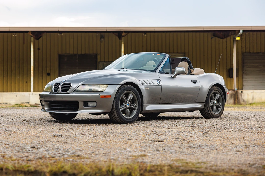 2002 BMW Z3 Roadster - Image 2 of 31