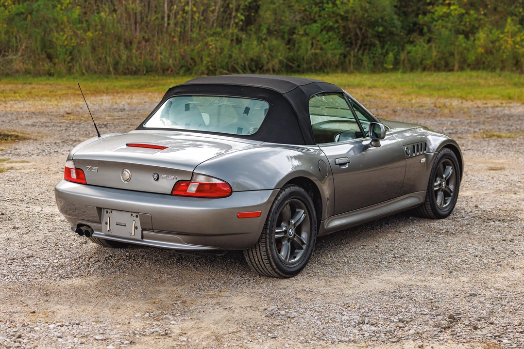 2002 BMW Z3 Roadster - Image 18 of 31