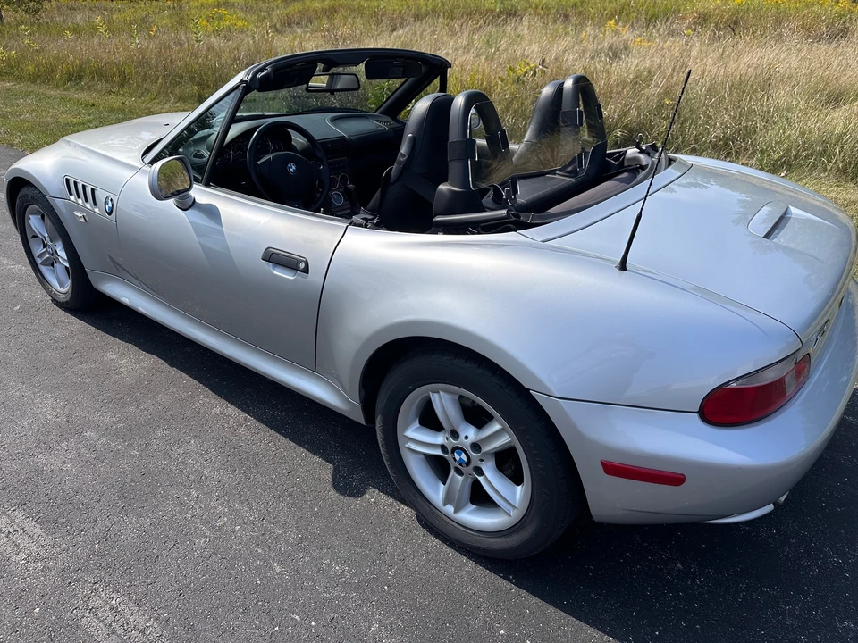 2002 BMW Z3 Roadster - Image 10 of 31