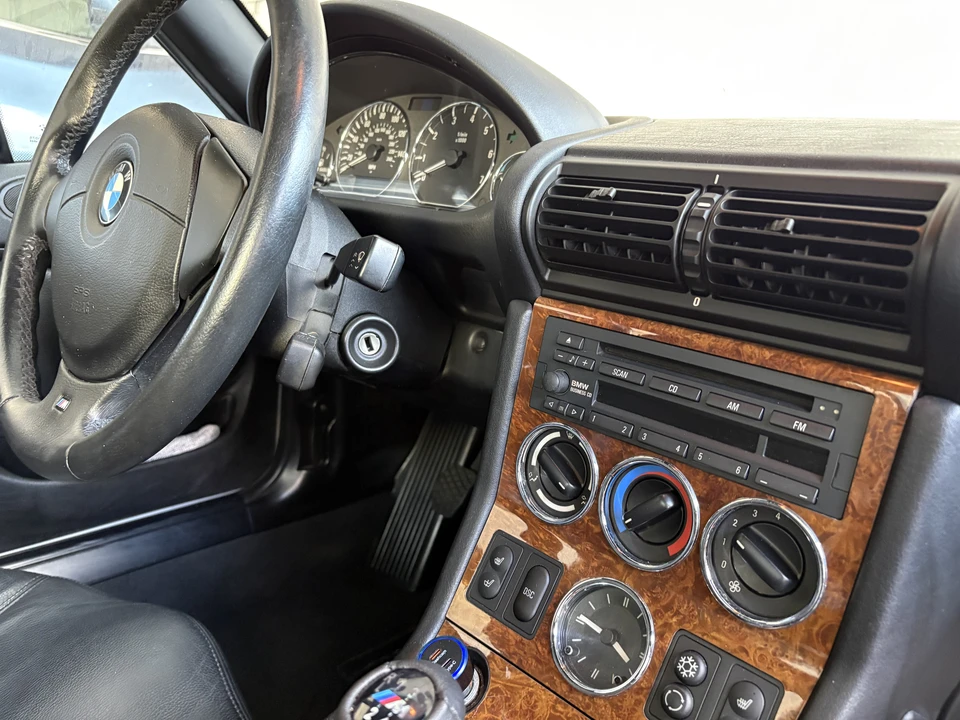 2002 BMW Z3 Roadster - Image 21 of 31