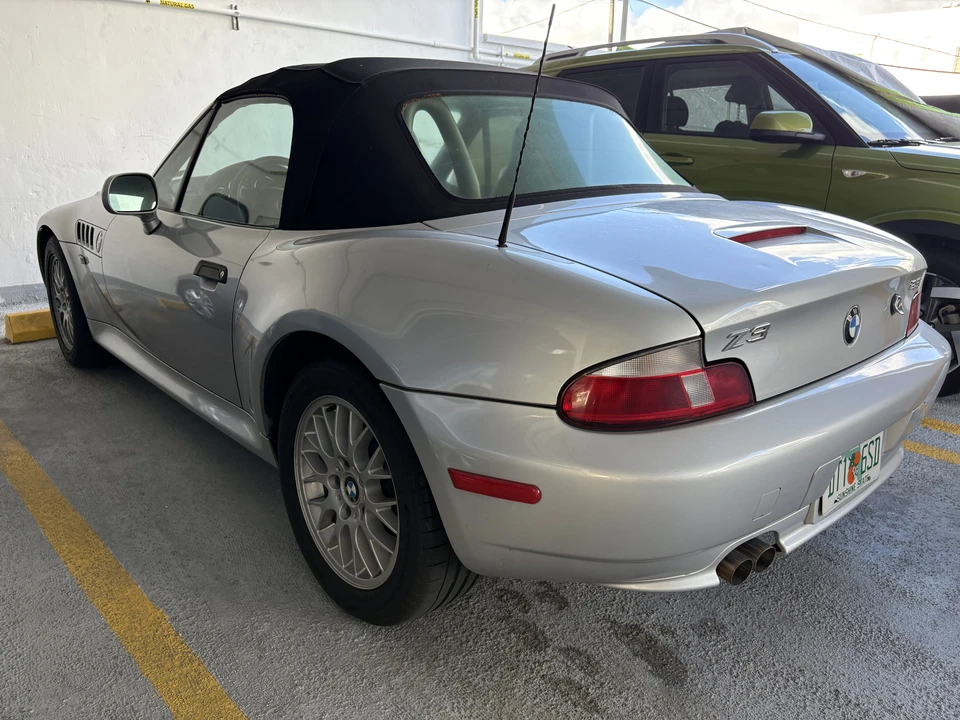 2002 BMW Z3 Roadster - Image 3 of 31