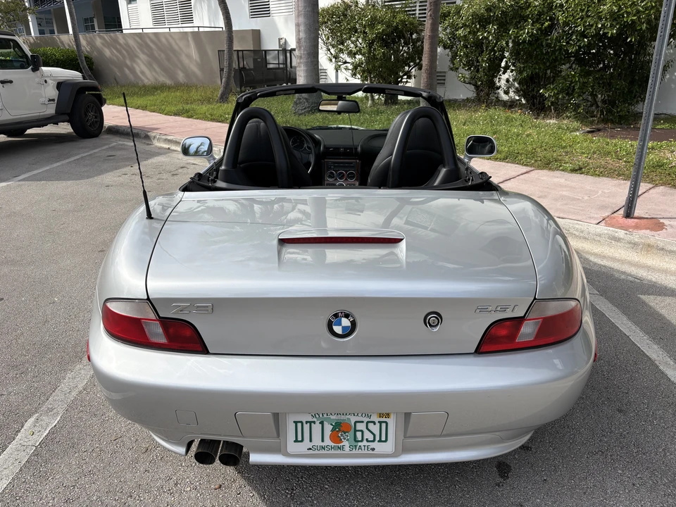 2002 BMW Z3 Roadster - Image 5 of 31