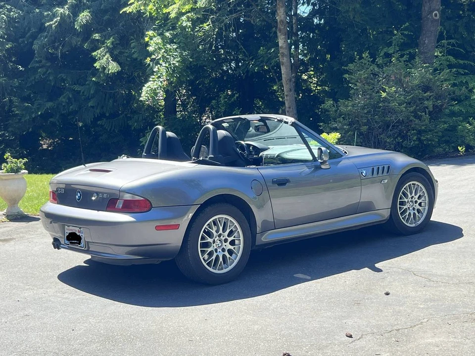 2002 BMW Z3 - Image 7 of 8