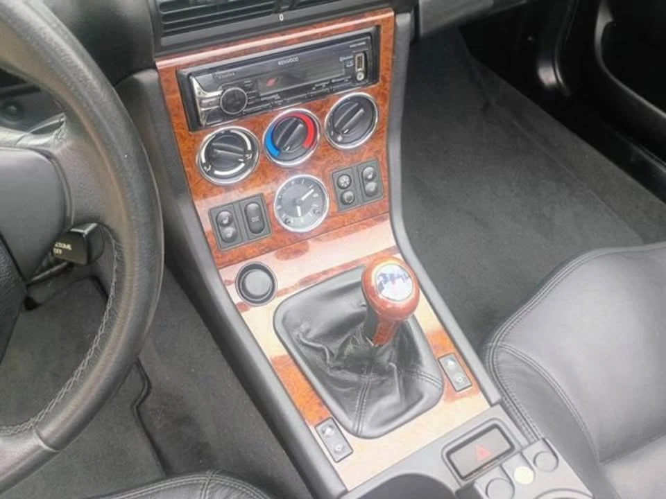 2002 BMW Z3 Roadster - Image 14 of 20