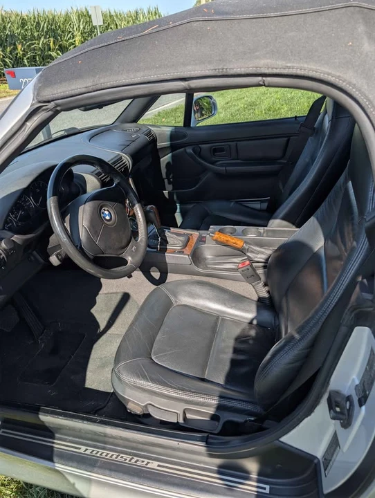 2002 BMW Z3 Roadster - Image 12 of 19