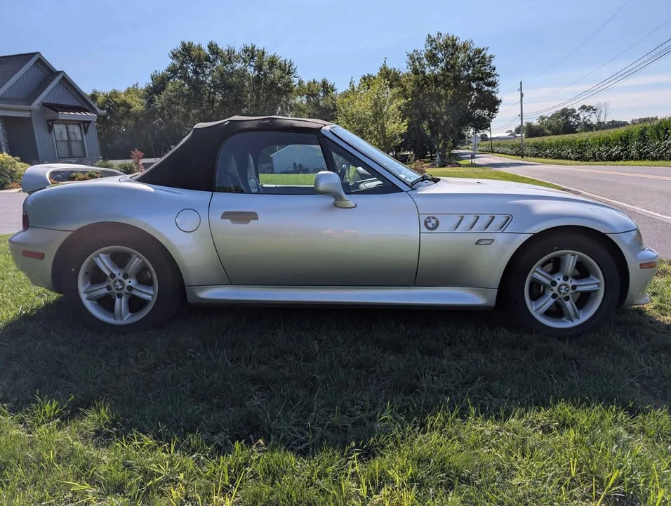 2002 BMW Z3 Roadster - Image 2 of 19