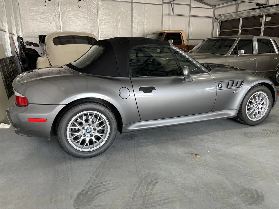 2002 BMW Z3 Roadster - Image 11 of 31